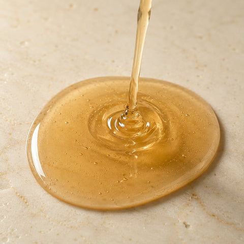 MERAKKEE Essential Hair Deep Cleansing Shampoo — rich lather texture pumped onto palm — Rosemary Geranium Saffron formula