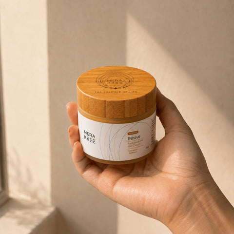 MERAKKEE Radiance 24K Gel Cream 50g — glass jar held in hand size reference — Revive luxury skincare